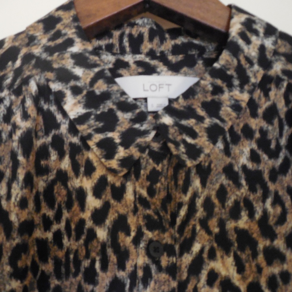 Loft leopard print top